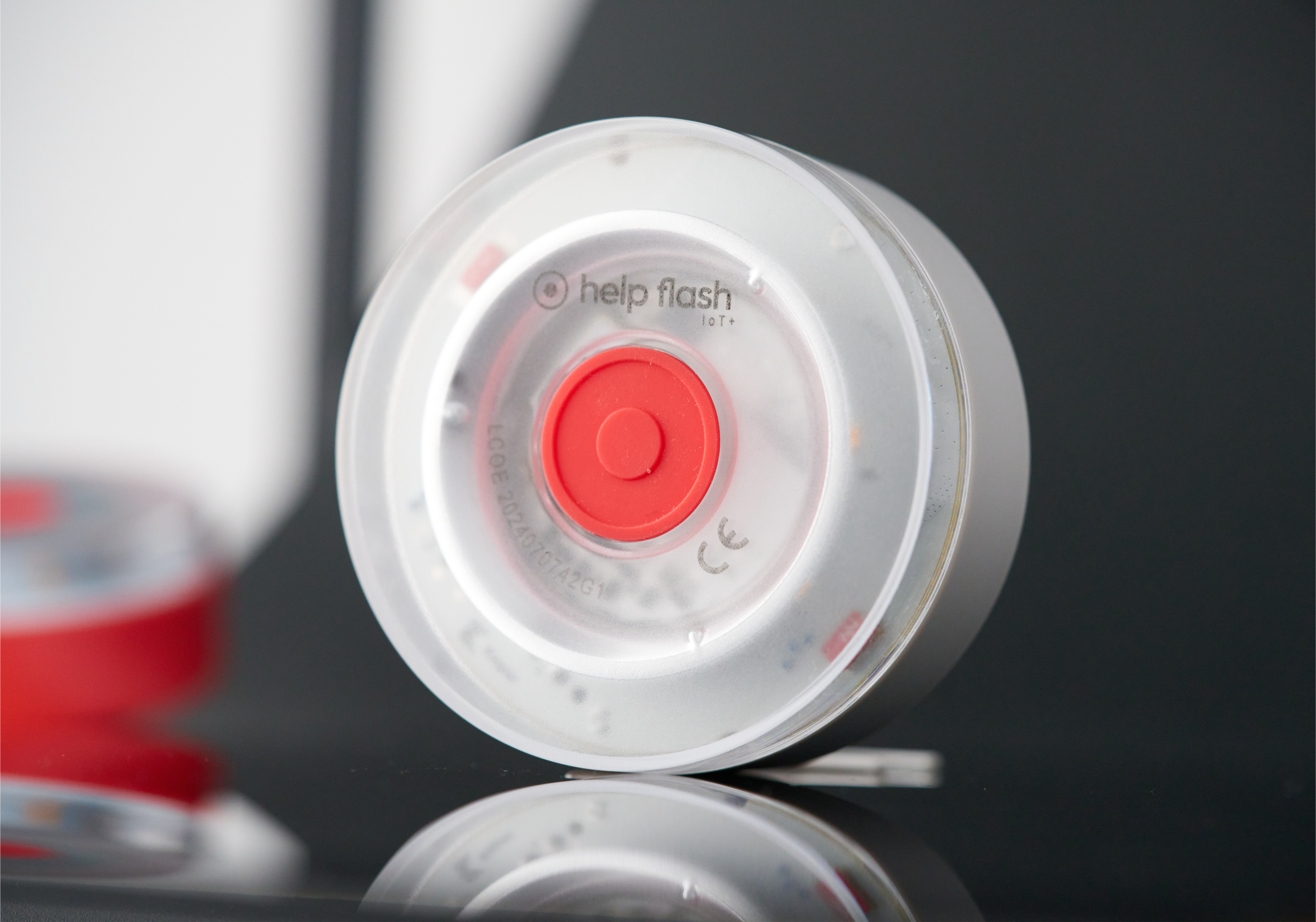 Luz de Avería del Coche: Qué Es y Por Qué Debes Llevar una V16